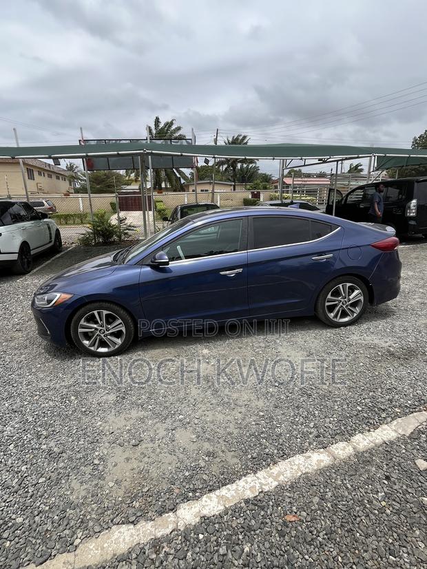 Hyundai Elantra Limited 2018 Blue