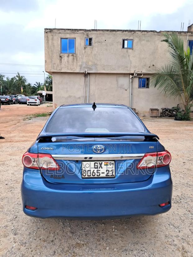 Toyota Corolla 2013 Blue