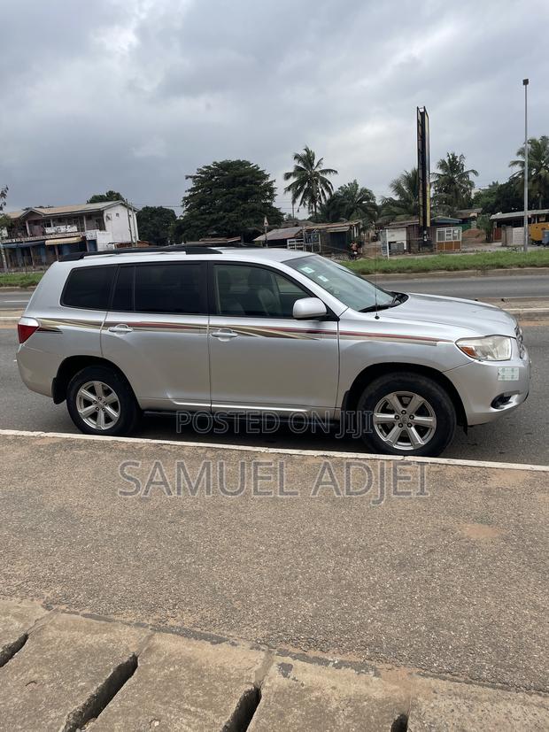 Toyota Highlander 2012 Silver
