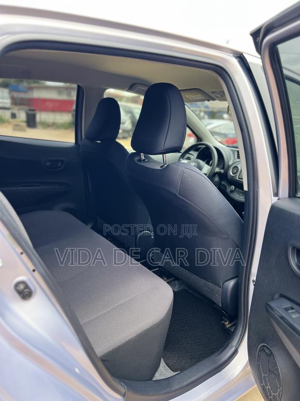 Toyota Vitz 1.3 AWD 5dr 2013 Silver