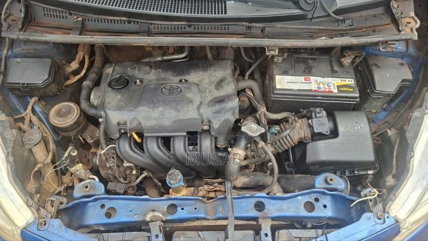 Toyota Yaris 2013 Blue