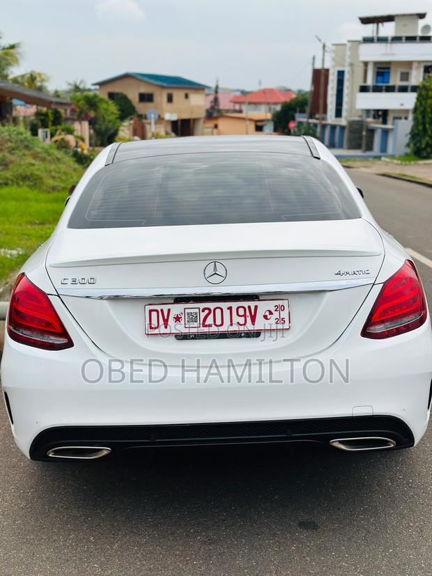 Mercedes-Benz C300 Sport 4Matic Sedan AWD (2.0L 4cyll 7A) 2016 White