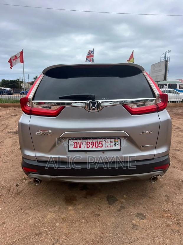 Honda CR-V Touring AWD 2019 Silver
