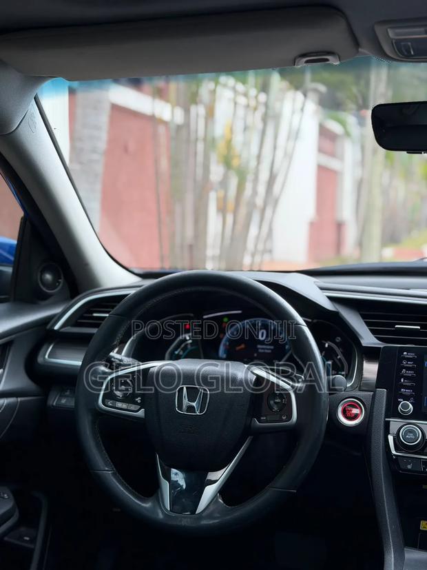 Honda Civic 2019 Blue