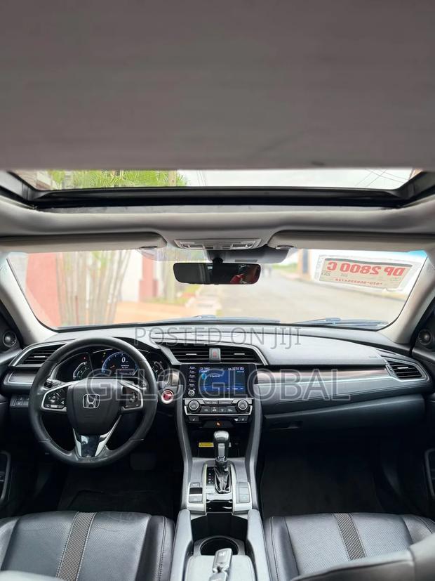 Honda Civic 2019 Blue