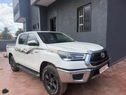 Toyota Hilux 2024 White for sale