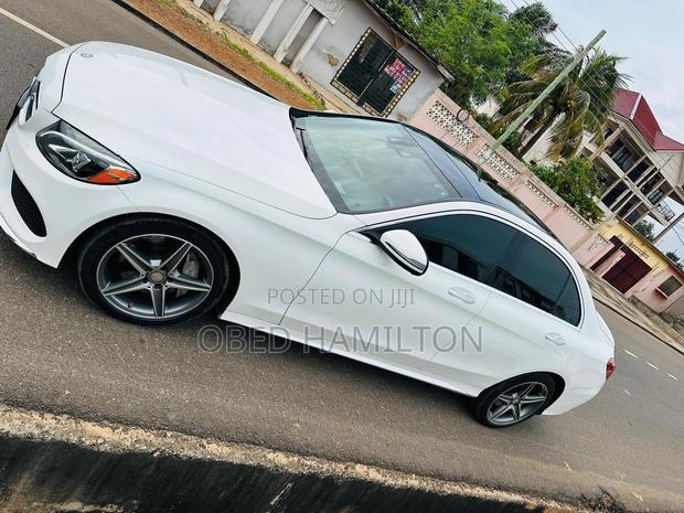 Mercedes-Benz C300 Sport 4Matic Sedan AWD (2.0L 4cyll 7A) 2016 White