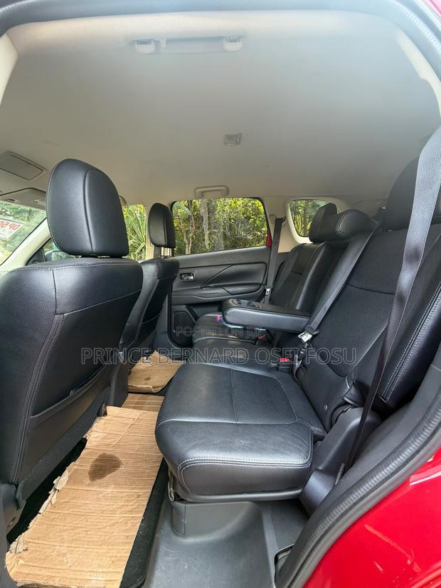 Mitsubishi Outlander SEL FWD 2017 Burgundy