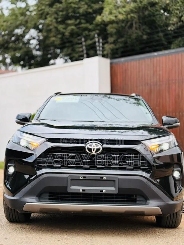 Toyota RAV4 2024 Black