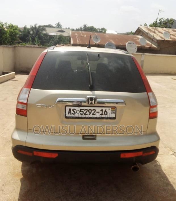 Honda CR-V 2010 Gold