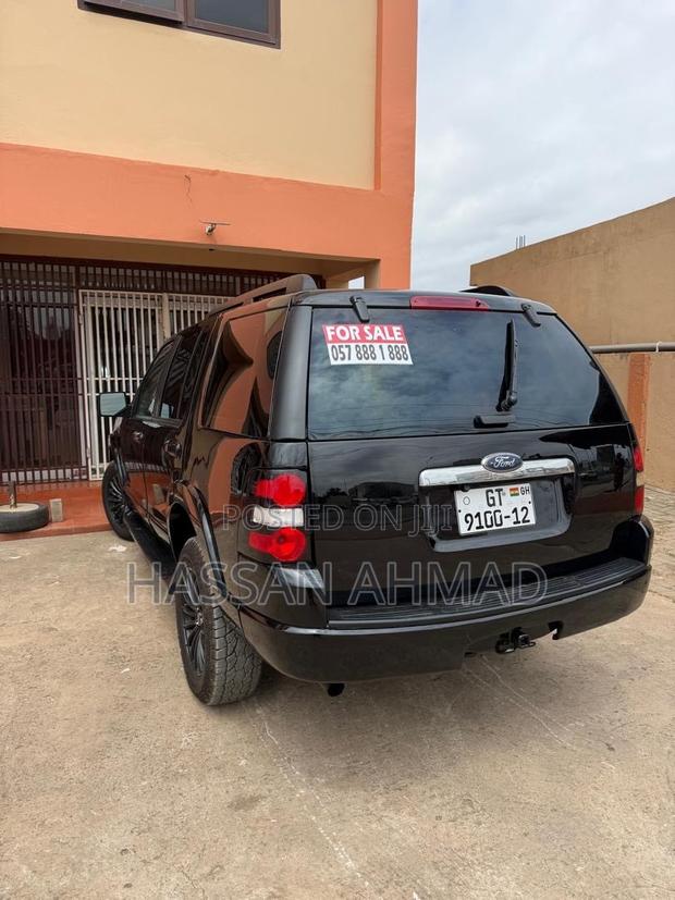 Ford Explorer Eddie Bauer 4x4 (4.0L 6cyl 5A) 2006 Black