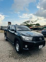 Toyota Hilux 2018 Black for sale