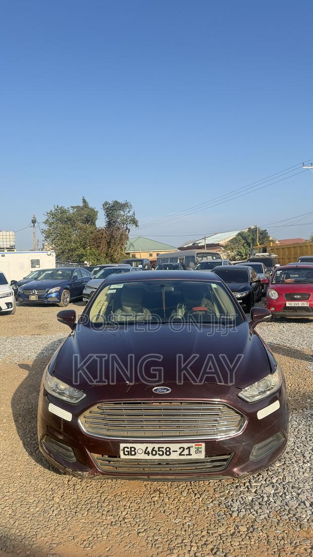 Ford Fusion SE 4dr Sedan (2.5L 4cyl 6A) 2015 Burgundy