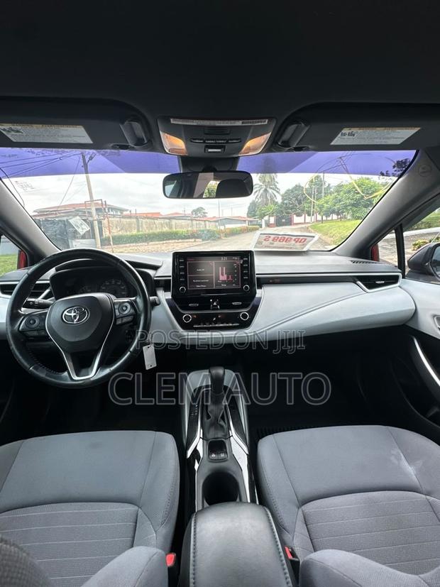 Toyota Corolla SE (1.8L 4cyl 2A) 2019 Red