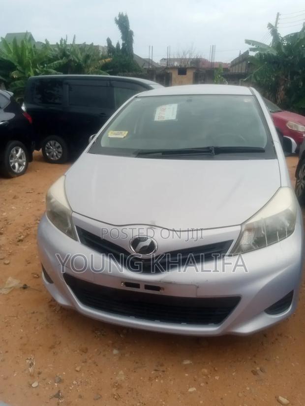 Toyota Vitz 2013 Silver