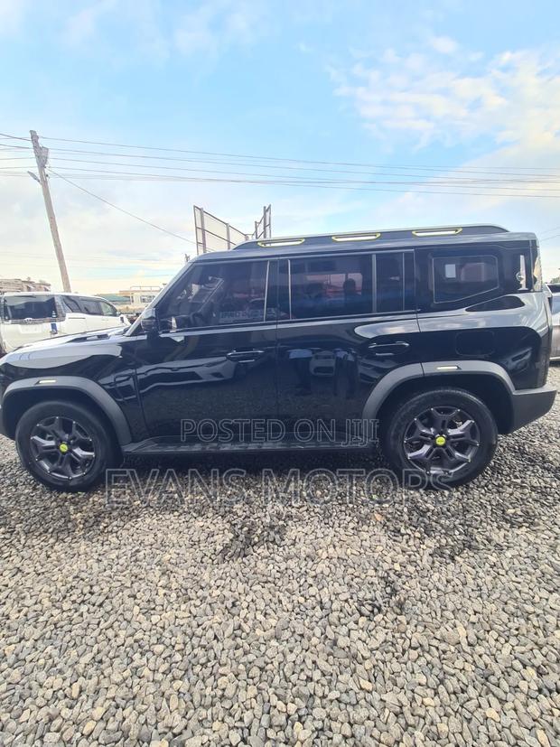 Jetour T2 2.0 Petrol AWD 2025 Black