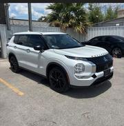 Mitsubishi Outlander SEL Launch Edition 2022 White for sale