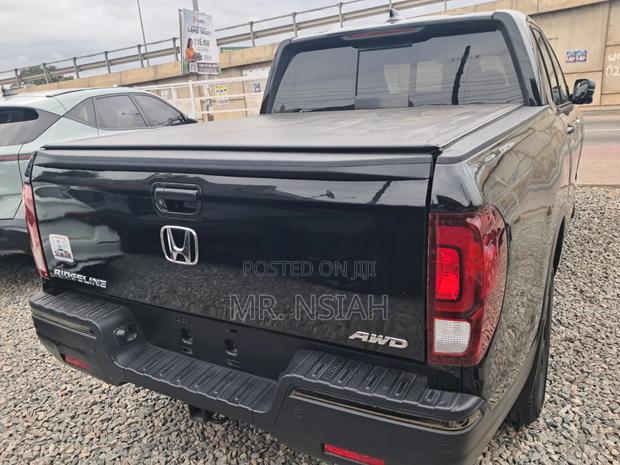 Honda Ridgeline Sport AWD Crew Cab 125.2 in. WB 2017 Black