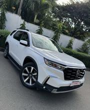 Honda Pilot Touring AWD 2025 White for sale