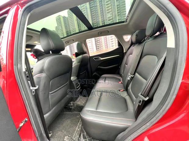 MG ZS 2018 Red