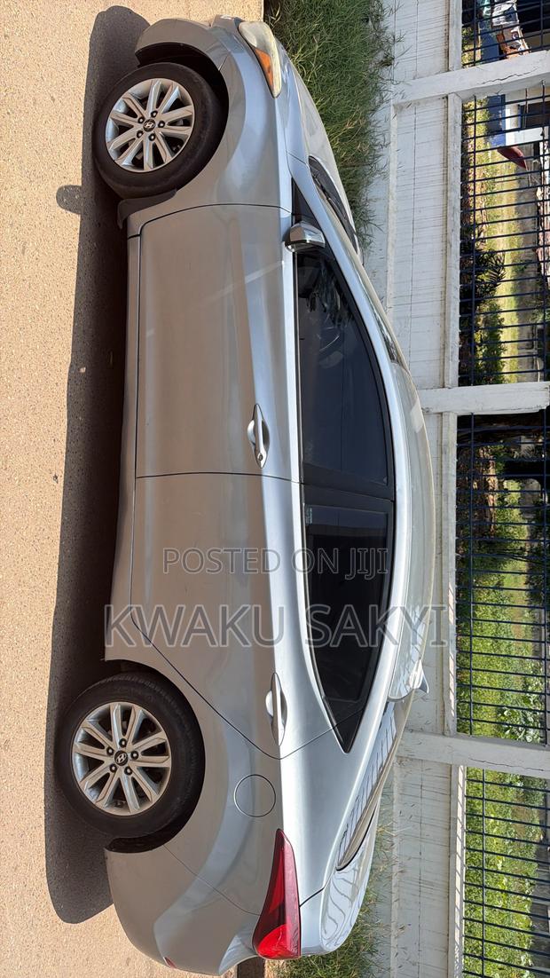 Hyundai Elantra 2015 Gray