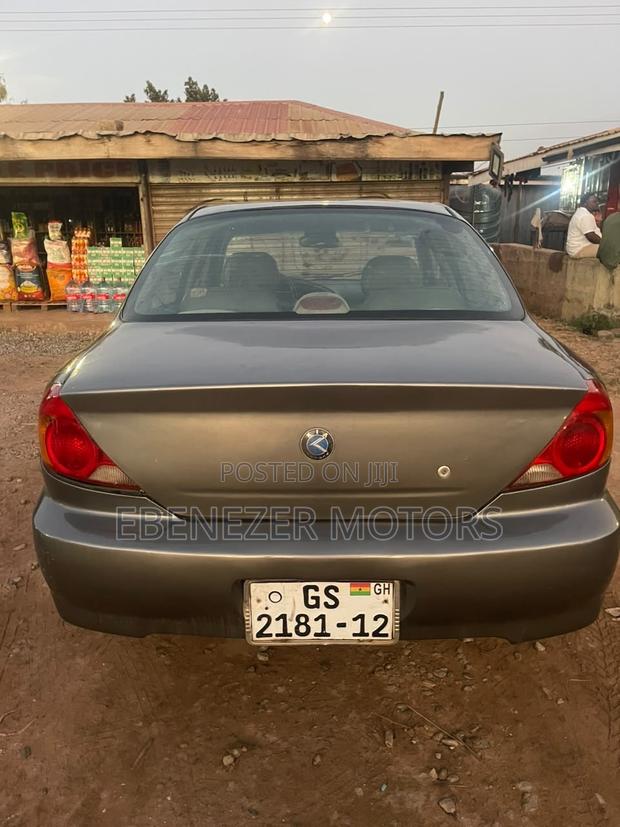 Kia Spectra 2006 Ivory