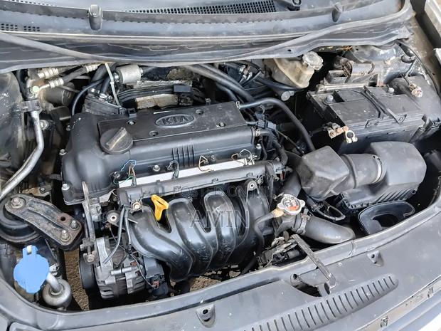 Hyundai i20 2010 Silver