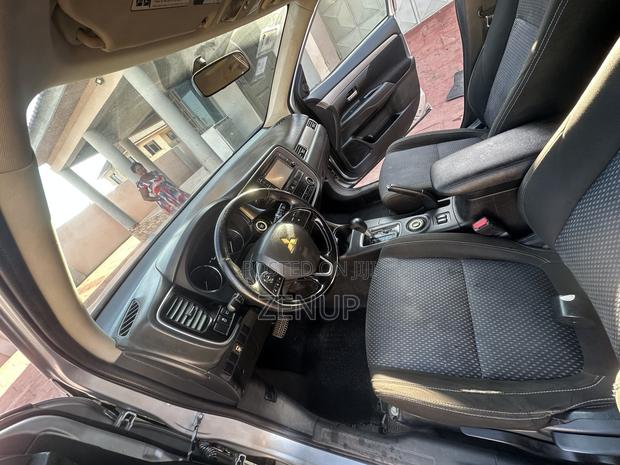 Mitsubishi Outlander SE AWC 2016 Silver