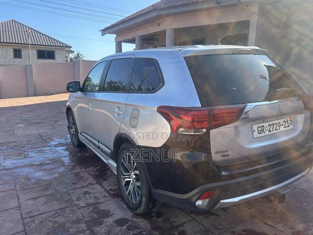 Mitsubishi Outlander SE AWC 2016 Silver