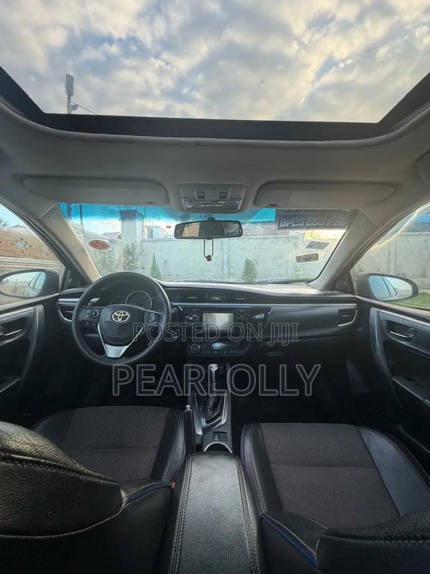 Toyota Corolla S 4dr Sedan (1.8L 4cyl CVT) 2014 Gray