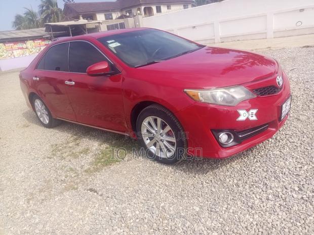 Toyota Camry LE 4dr Sedan (2.5L 4cyl 6A) 2014 Red