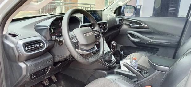 Changan Hunter Plus 2.0 Petrol 4x4 2024 Silver