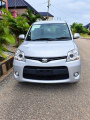 Toyota Sienta 1.5 FWD 2014 Silver for sale