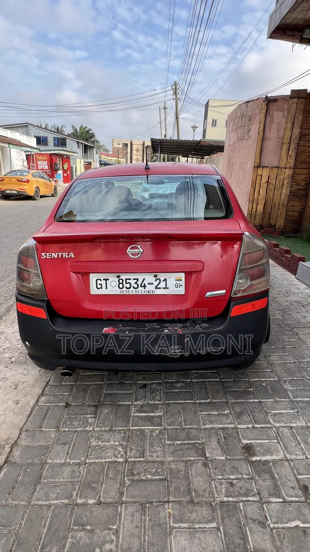 Nissan Sentra 2012 Red