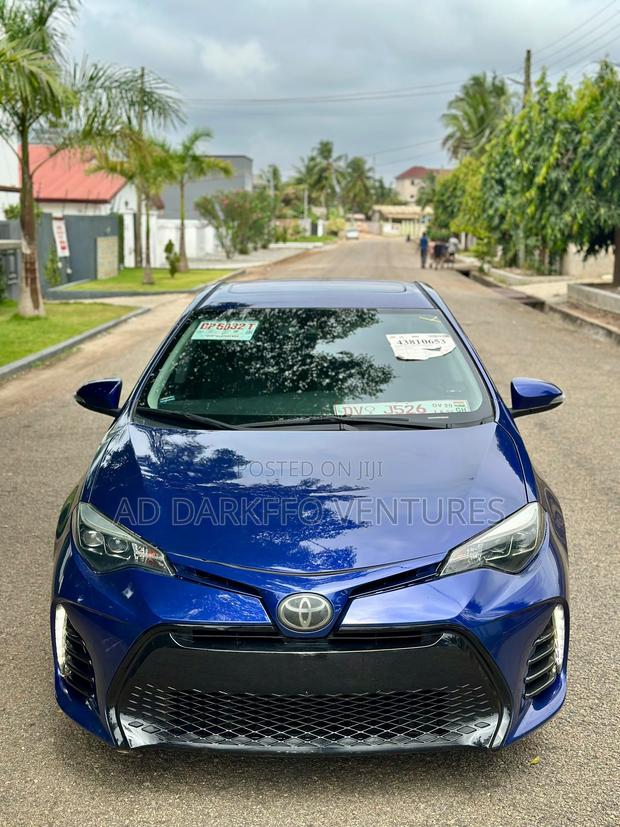 Toyota Corolla XSE (1.8L 4cyl 2A) 2018 Blue