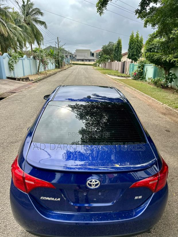 Toyota Corolla XSE (1.8L 4cyl 2A) 2018 Blue