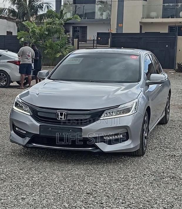 Honda Accord Sport 4dr Sedan FWD (2.4L 4cyl 2A) 2017 Silver