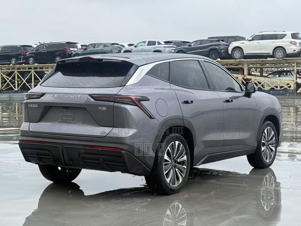 Jetour Dashing 1.6 Petrol FWD 2022 Gray