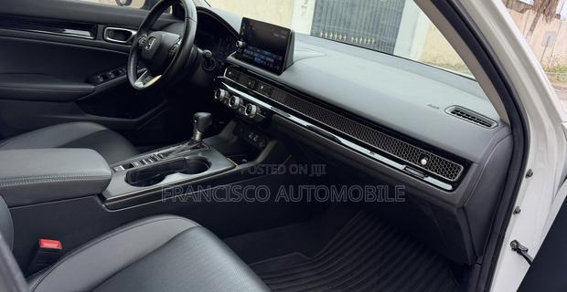 Honda Civic Touring CVT 2024 White