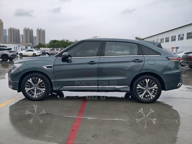Honda UR-V Zunya 2020 Gray