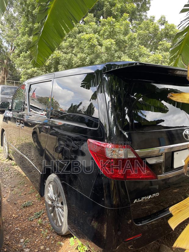 Toyota Alphard 2.4 Petrol AWD 2013 Black