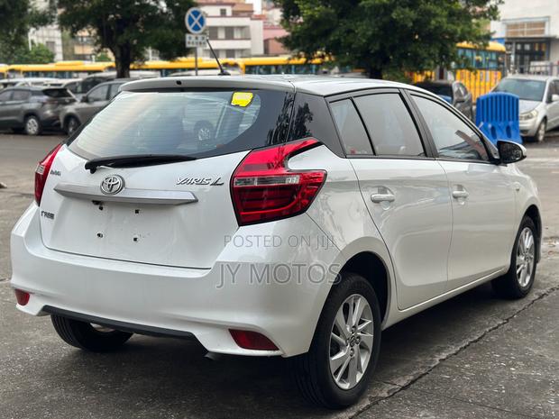 Toyota Yaris 2018 White
