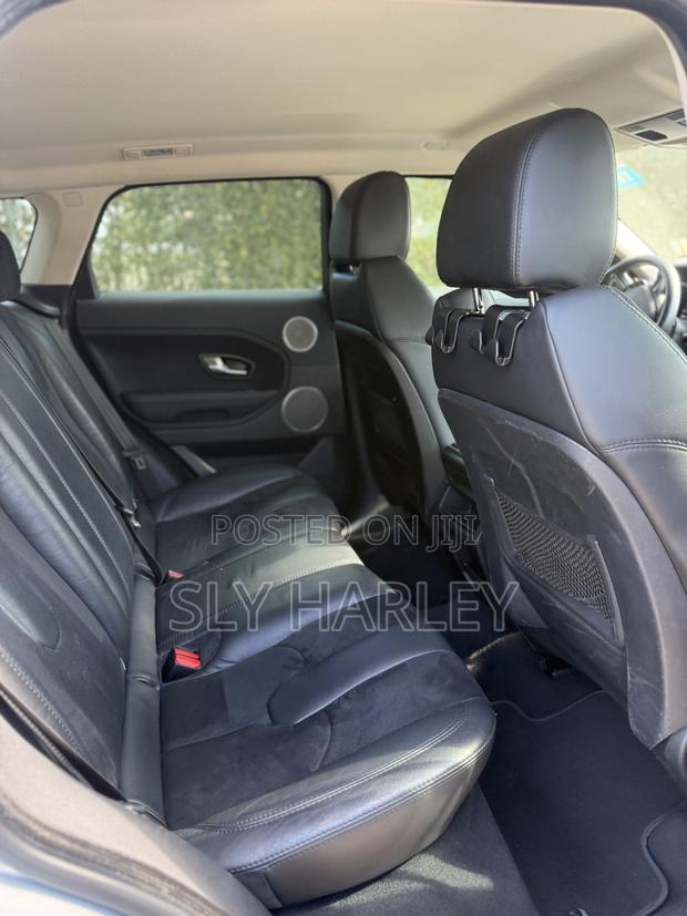 Land Rover Range Rover Evoque Pure AWD 5-Door 2013 Silver