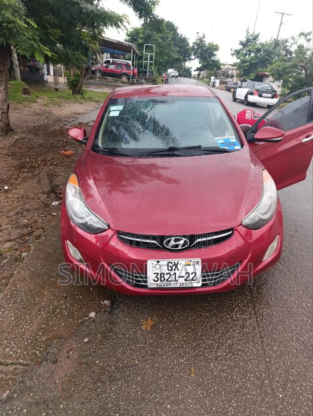 Hyundai Elantra 2013 Red