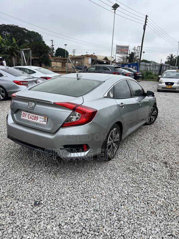 Honda Civic EX 4dr Sedan (2.0L 4cyl) 2017 Gray