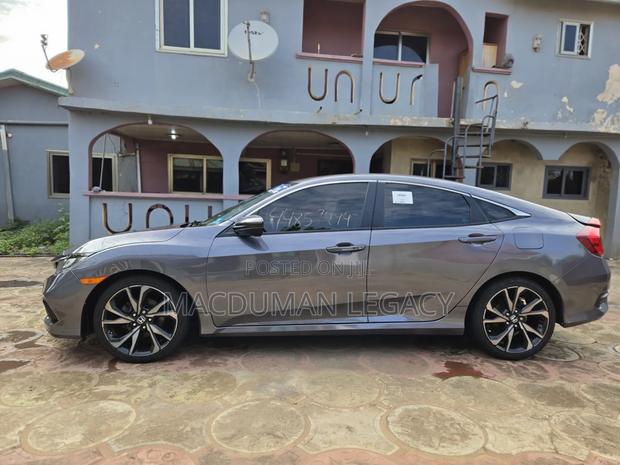 Honda Civic Sport Sedan 2020 Gray