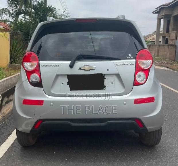 Chevrolet Spark 1LT 2013 Silver