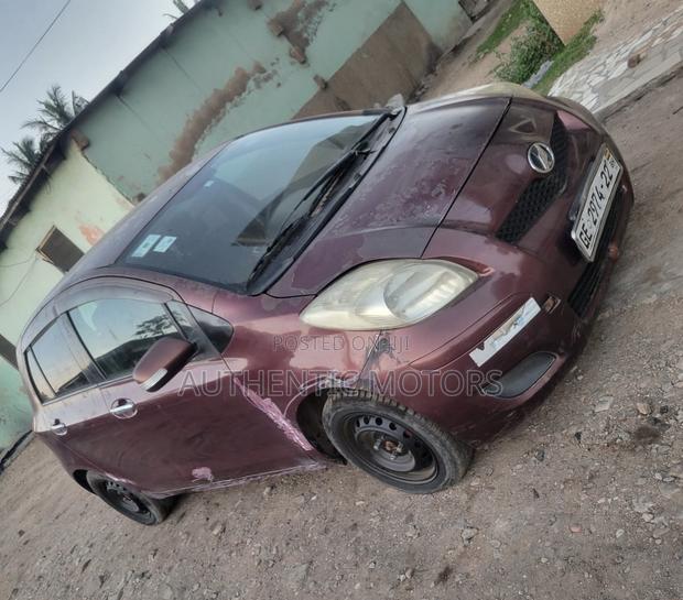 Toyota Vitz 2010 Brown