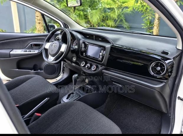 Toyota Vitz 2016 White