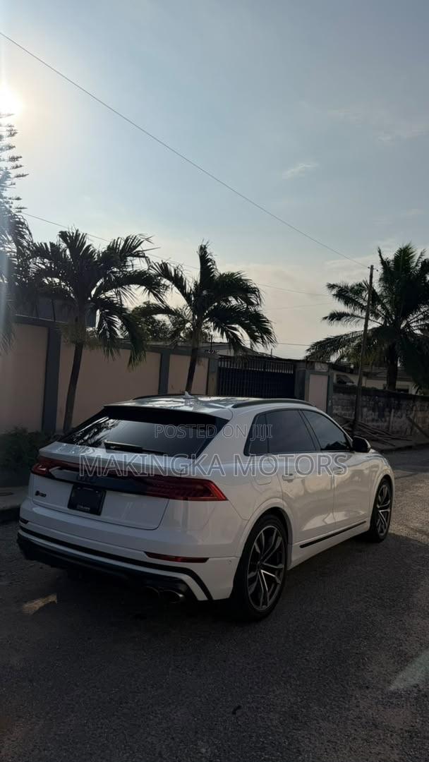 Audi RS Q8 Base 2023 White